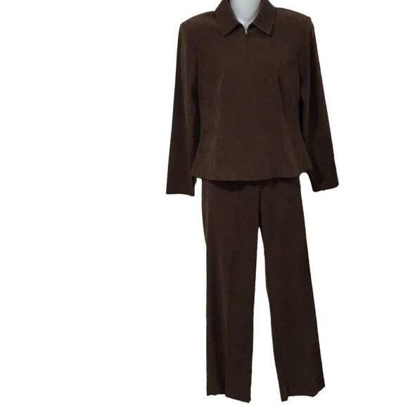 Jacket, Sag Harbor Petites Womens Jacket, size 6P, Brown, Unlined, Zip - Picture 3 of 7